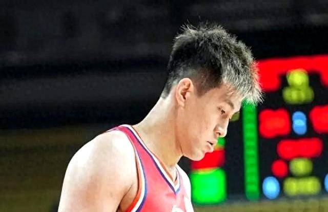 斗鱼体育APP-广厦男篮再遭质疑备战足总杯风云突变菲尼克斯太阳今夜篮板制胜，媒体一致点评：今晚底特律活塞调整名单以备英超 